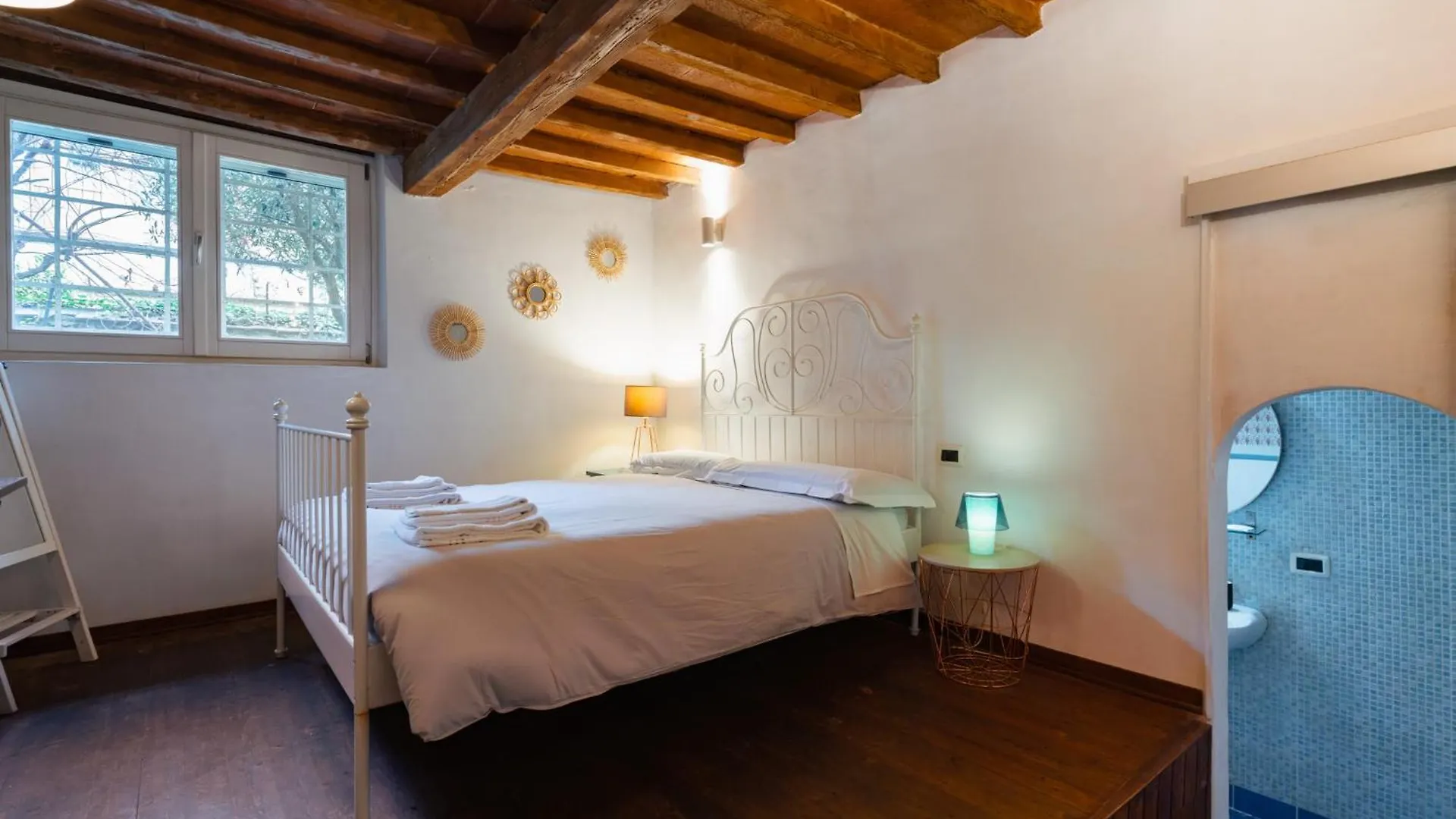 Charming Apartment In The Heart Of Santo Spirito Florence 0*,