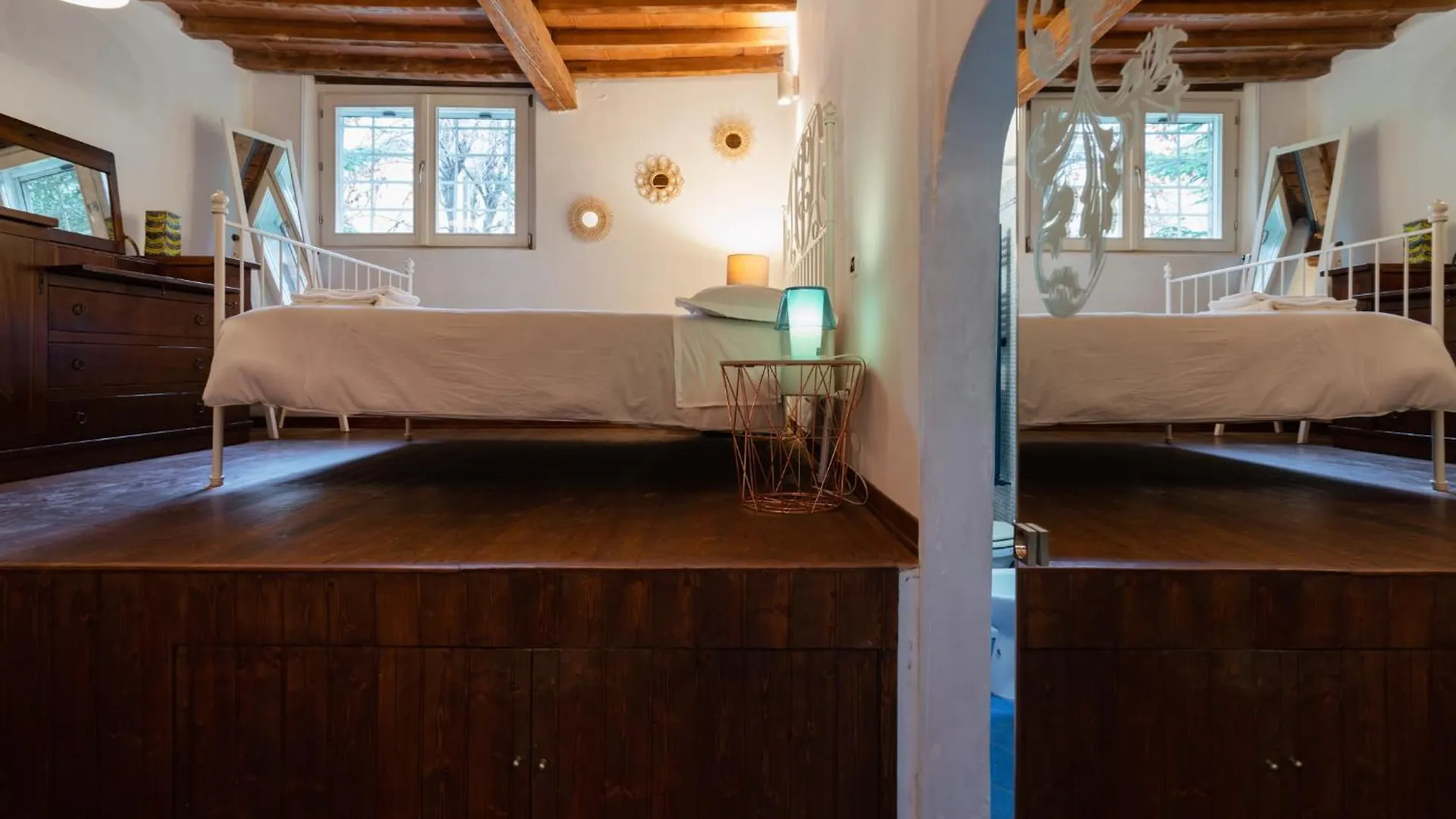 Charming Apartment In The Heart Of Santo Spirito Florencia Italia